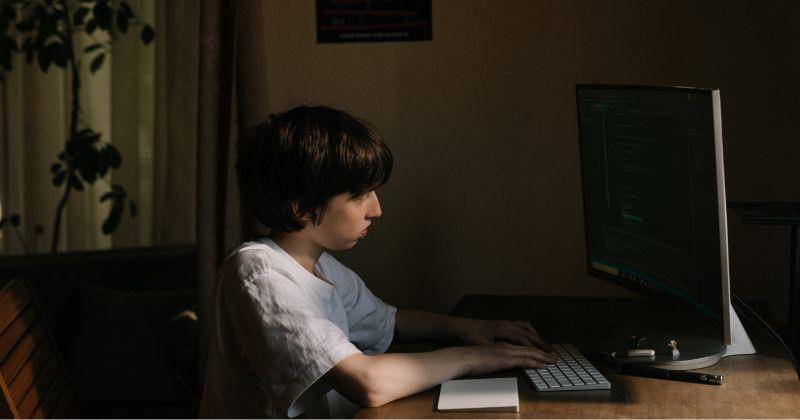 Pexels/cottonbrostudio