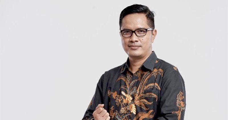 Profil Febri Diansyah, Eks Jubir KPK yang Jadi Pengacara | Popmama.com