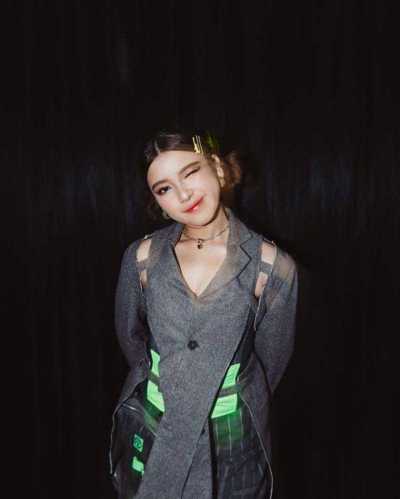 Instagram.com/tiaraandini