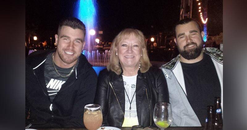 Instagram.com/donnakelce