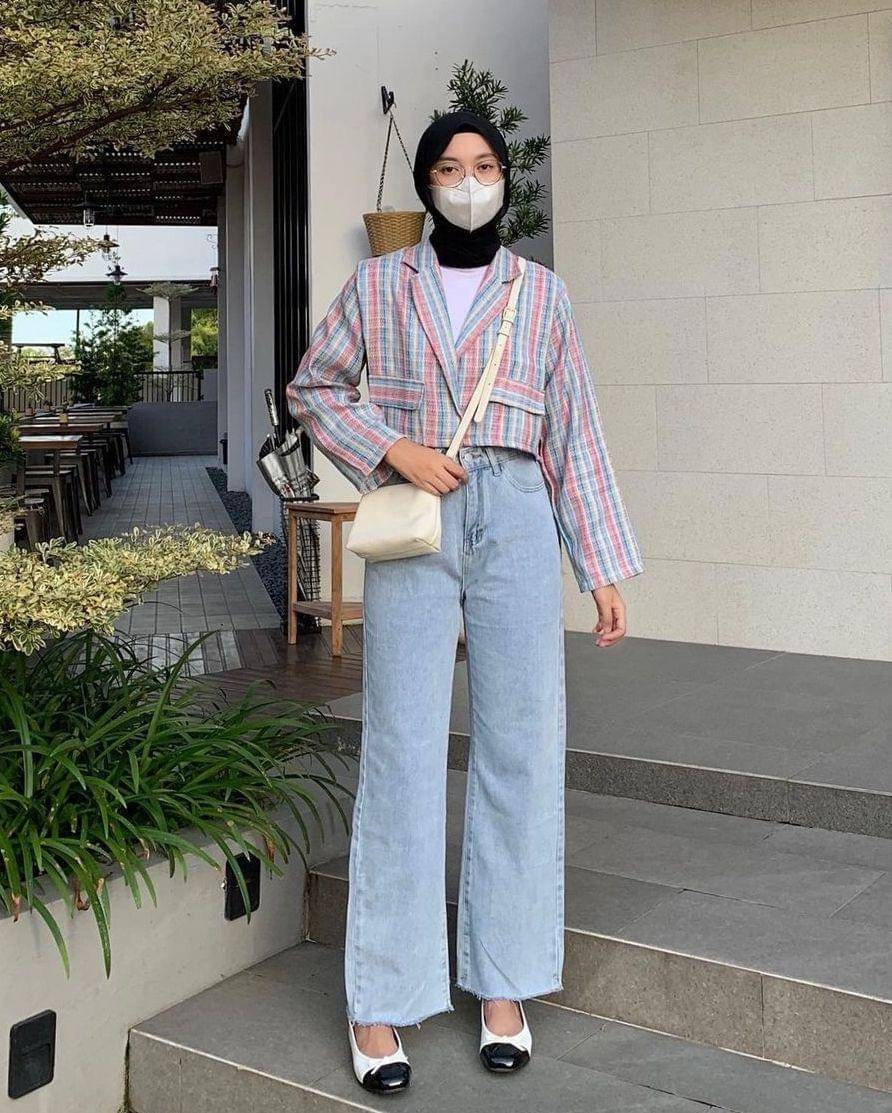 Crop blazer dan jeans