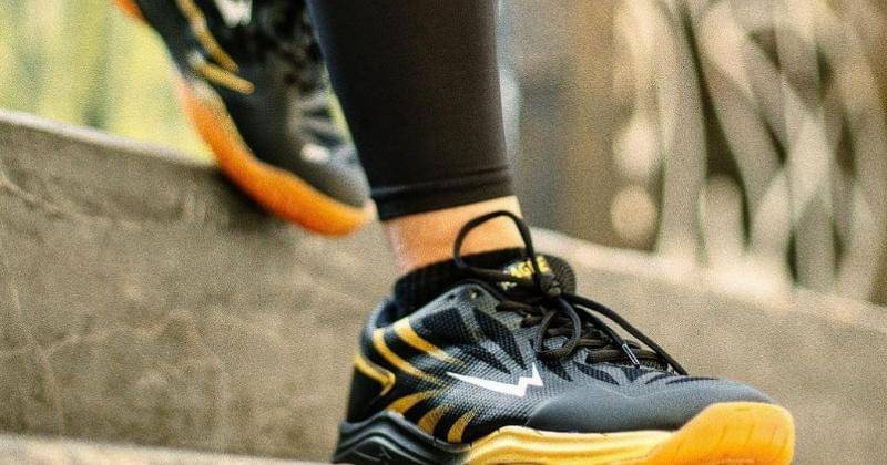 Instagram.com/eagleshoes