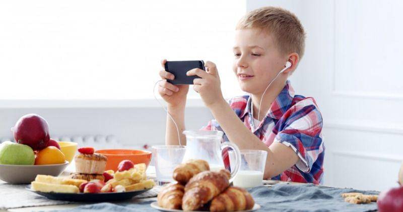 Freepik/Racool_studio