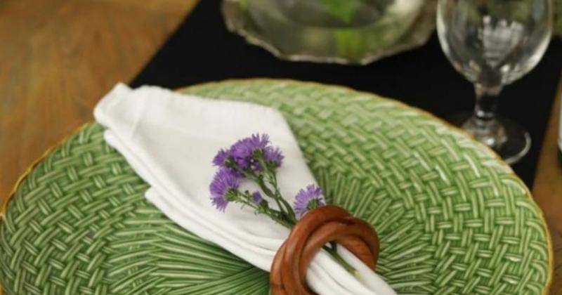 Instagram.com/bungarampai.restaurant