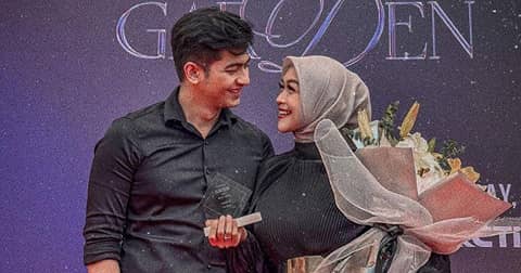 9 Fakta Kisah Cinta Ria Ricis dan Teuku Ryan, Digugat Cerai | Popmama.com