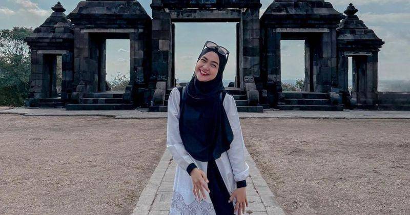 Instagram.com/riaricis1795