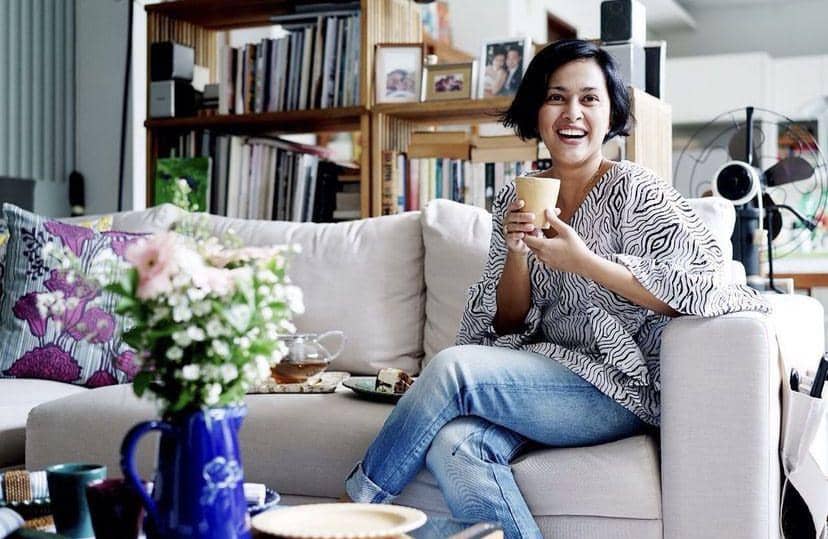 Sarah Sechan Nangis Simak Curhat Ressa yang Ingin Diakui Denada