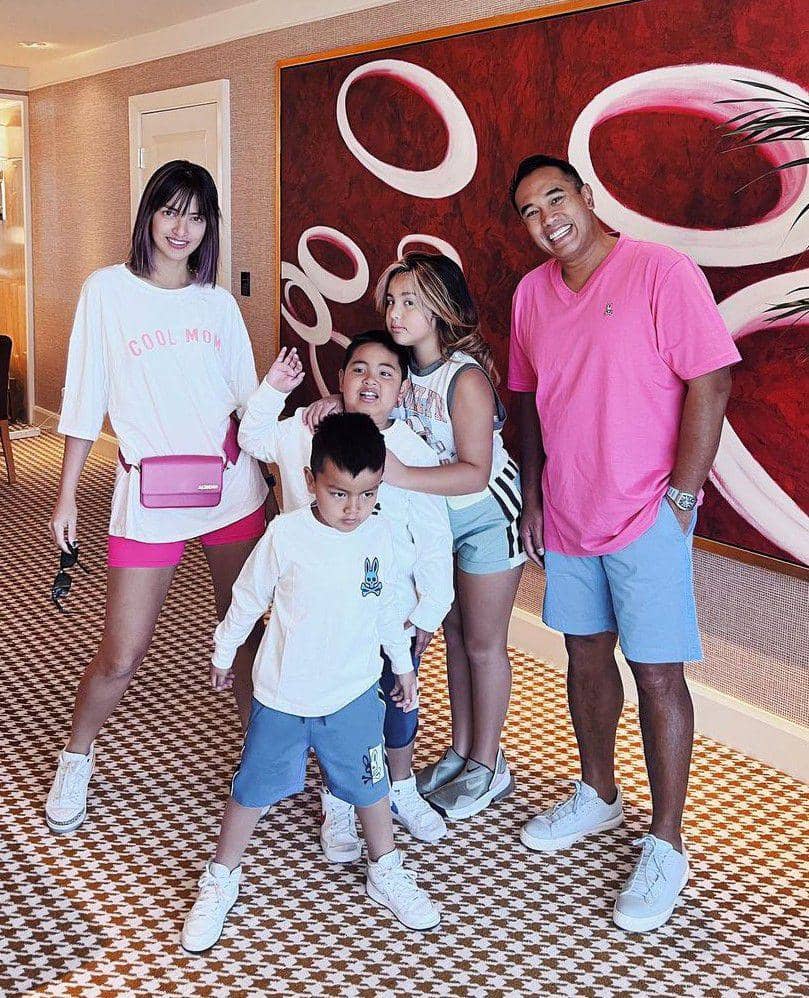 Pasangan Artis yang Menikah Lebih dari 15 tahun