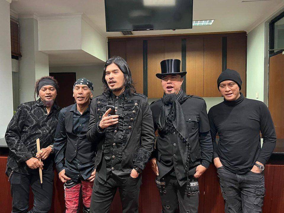 7 Asal Usul Nama Band Indonesia, Unik dan Spontan