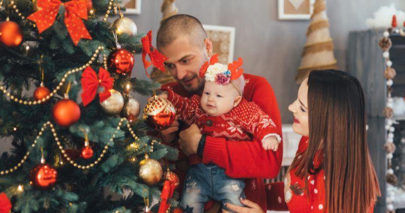 10 Ide agar Natal Pertama Bayi Jadi Seru dan Menyenangkan