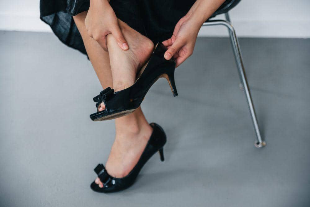 5 Dampak Positif saat Kamu Berhenti Memakai High Heels