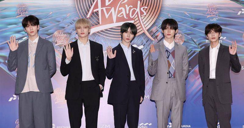 Twitter.com/BEOMBASTlC