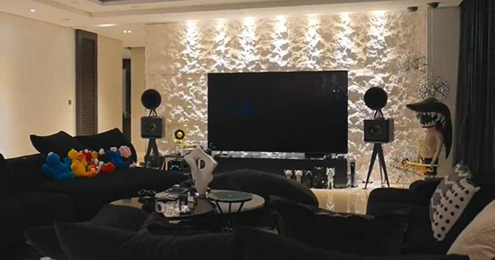 Twitter.com/951230_951013