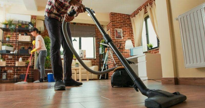 9 Tips Membersihkan Rumah saat Puasa agar Tak Mudah Lelah