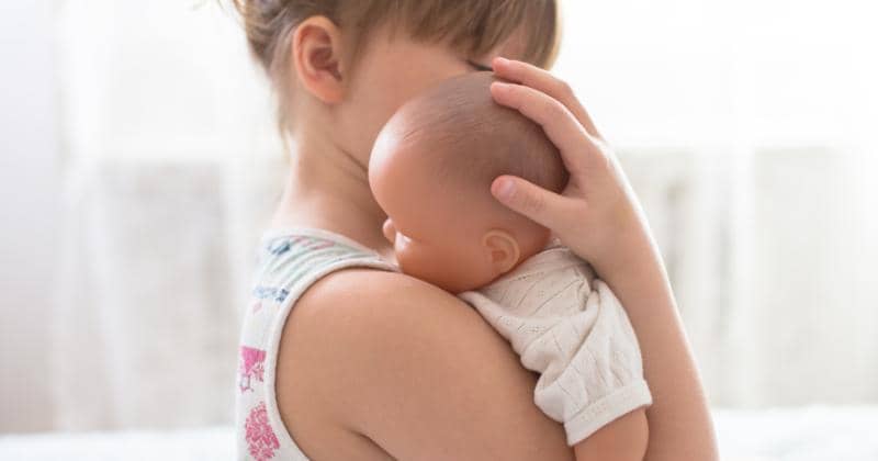 Urutan Skincare Bayi Baru Lahir yang Tepat agar Kulit Tetap Sehat