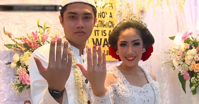 10 Foto Jadul Pernikahan Tamara Tyasmara dan Angger Dimas