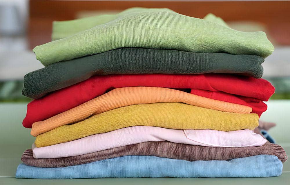 pakaian dengan bahan spandek