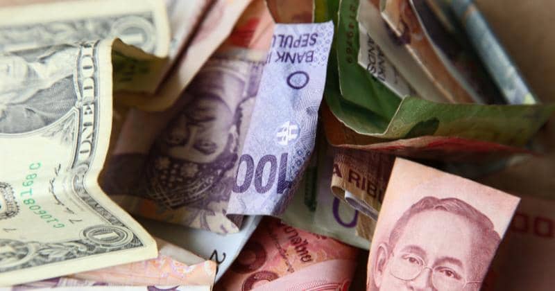 Cara Mengelola Uang Lebaran untuk Anak, Ajarkan Yuk Ma!