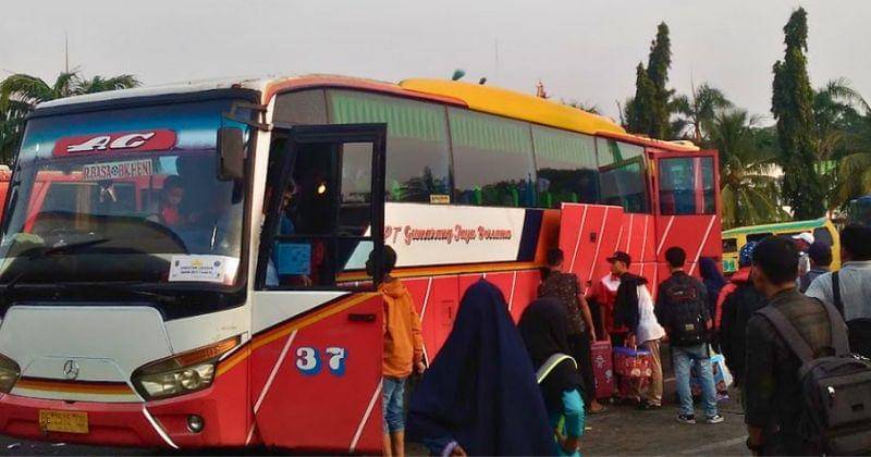 google.com/maps/HENKS Chanel