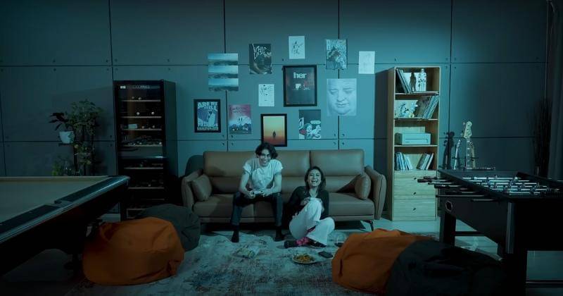 Youtube.com/KarinNovilda