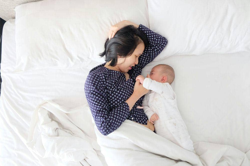 Cegukan Merupakan Kebiasaan Pertama Bayi