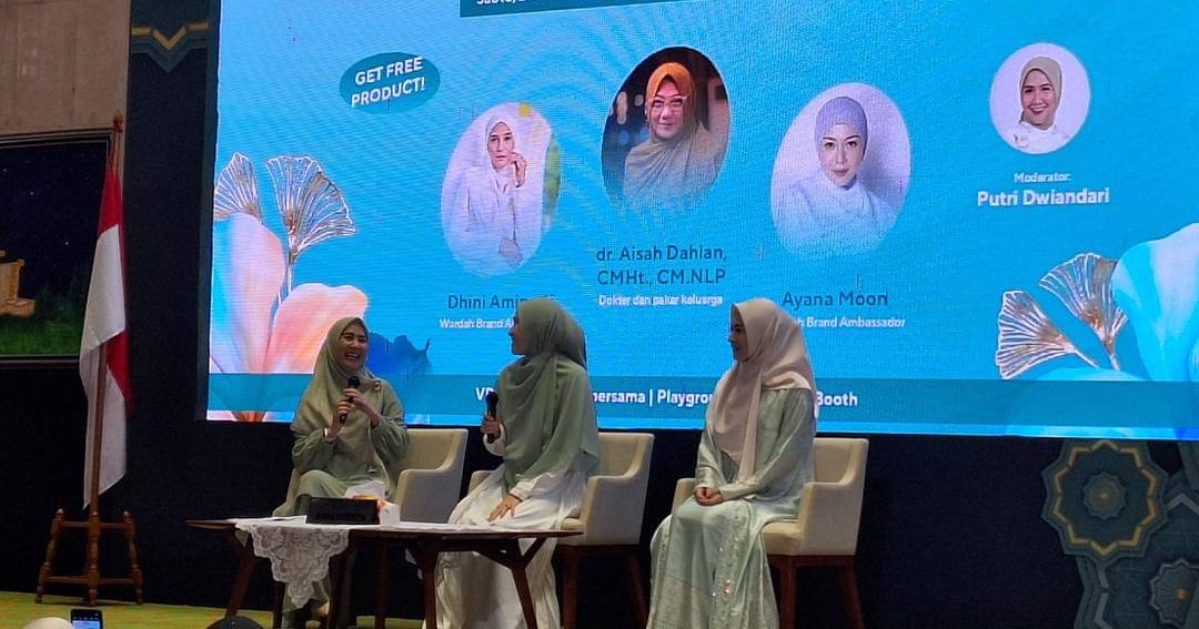 'Teruskan Langkah Baikmu untuk Sinergi Penggerak Kebaikan' yang diselenggarakan Wardah, Sabtu (23/3/2024) di Masjid Istiqlal Jakarta. - Popmama.com/Argya D. Maheswara