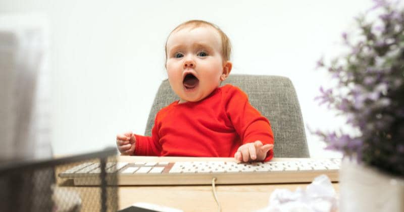 Orangtua Dilarang Baby Talk pada Bayi, Ini Alasannya!