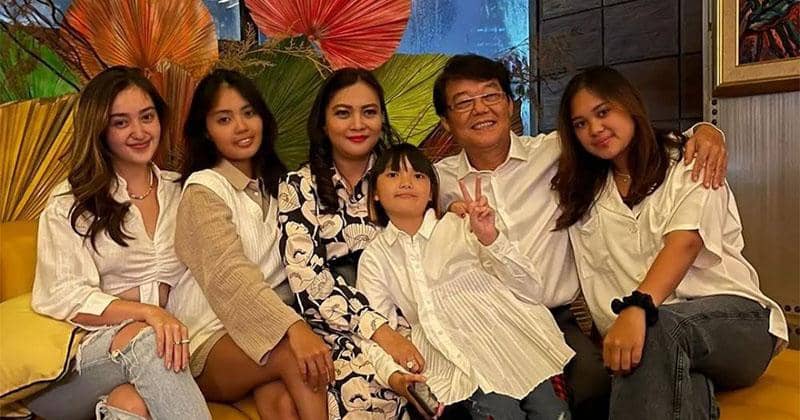 6 Fakta Keluarga Ranty Maria, Baru Dilamar Rayn Wijaya | Popmama.com