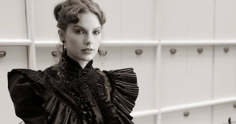 6 Transformasi Gaya Taylor Swift dari Awal Debut Hingga Sekarang