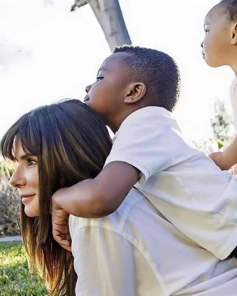 Instagram.com/sandra.bullock.offcial