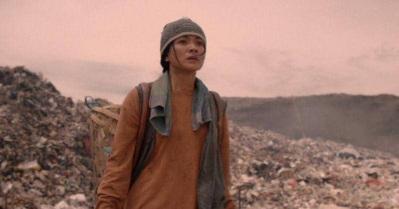 Nirina Zubir Syuting di TPA Bantar Gebang, Totalitas Banget!