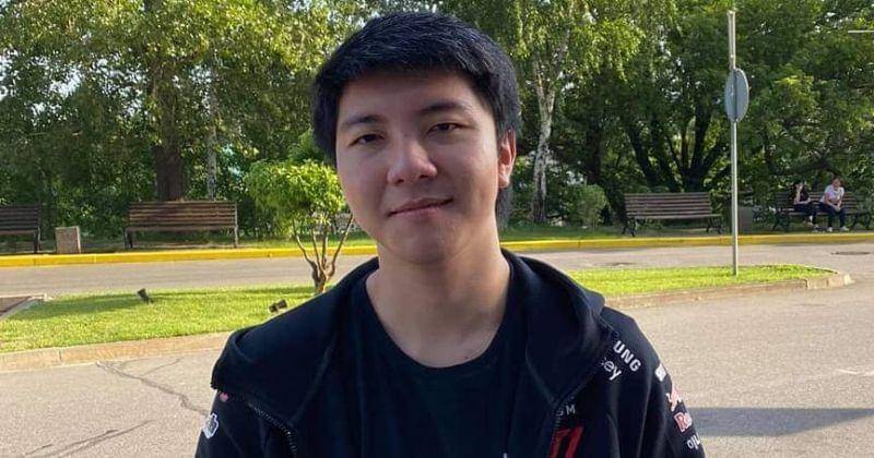 Instagram.com/whitemon22