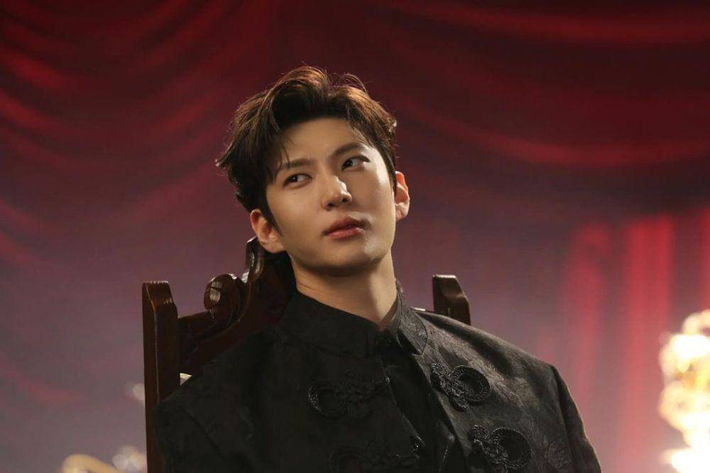 10 artis KPop yang ulang tahun di bulan November 