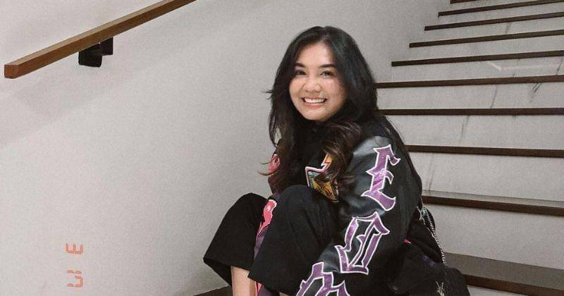 Instagram.com/tiarapangestika