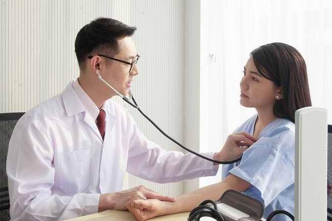 7 Perbedaan Maag dan Asam Lambung, Kenali Gejalanya Sejak Dini