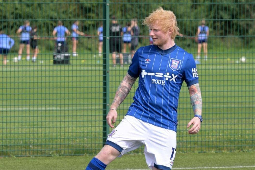 Ed Sheeran membeli saham Ipswich Town (Instagram.com/ipswichtown)