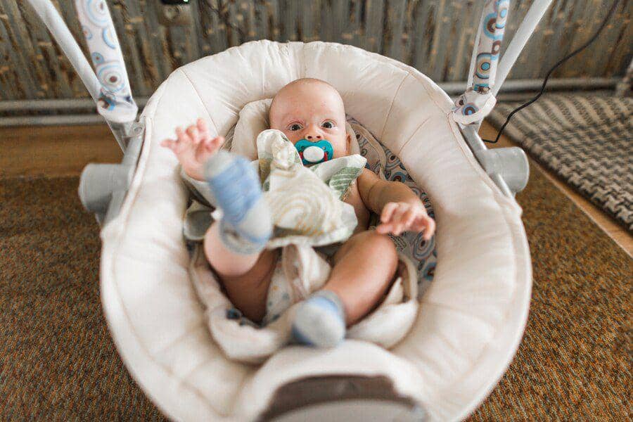 Ilustrasi baby bouncer