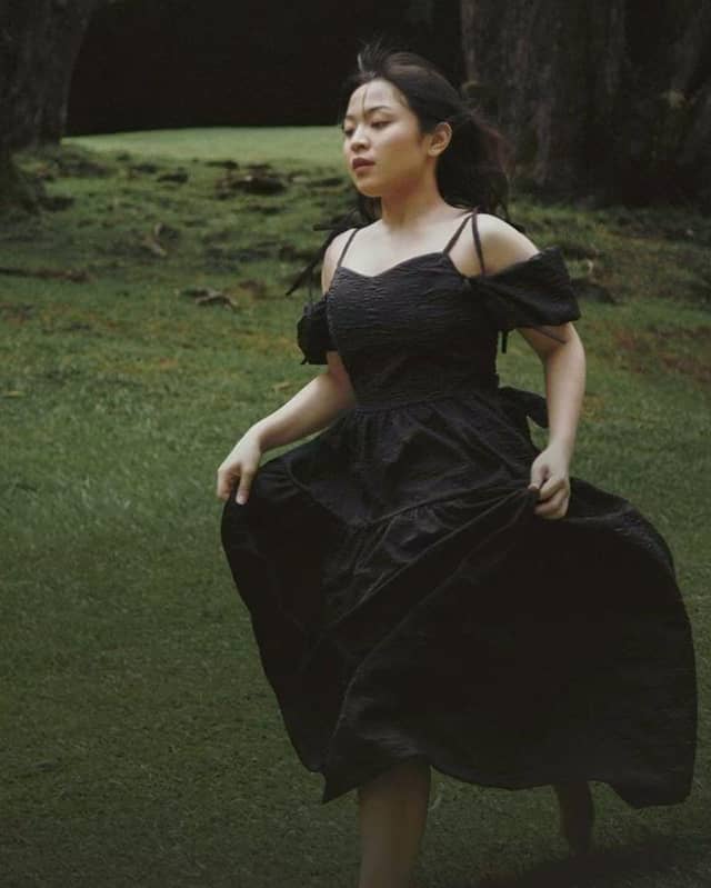 10 Inspirasi Penampilan Bernadya yang Serba Hitam, Menawan! | Popmama.com