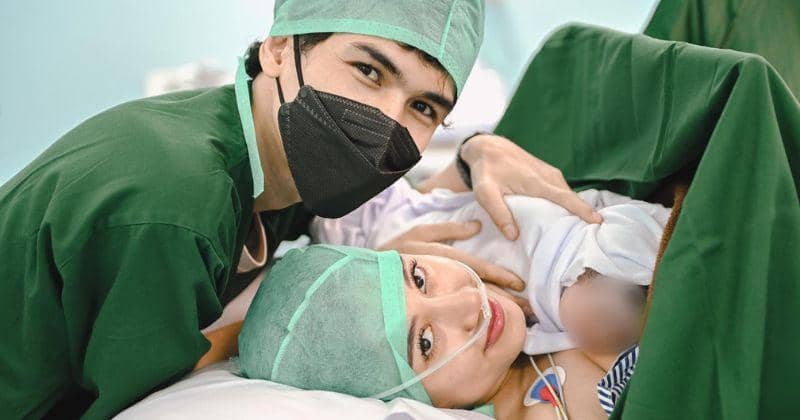 Siapa Afifah Riyad? Selebgram Alami KDRT dari Suaminya | Popmama.com