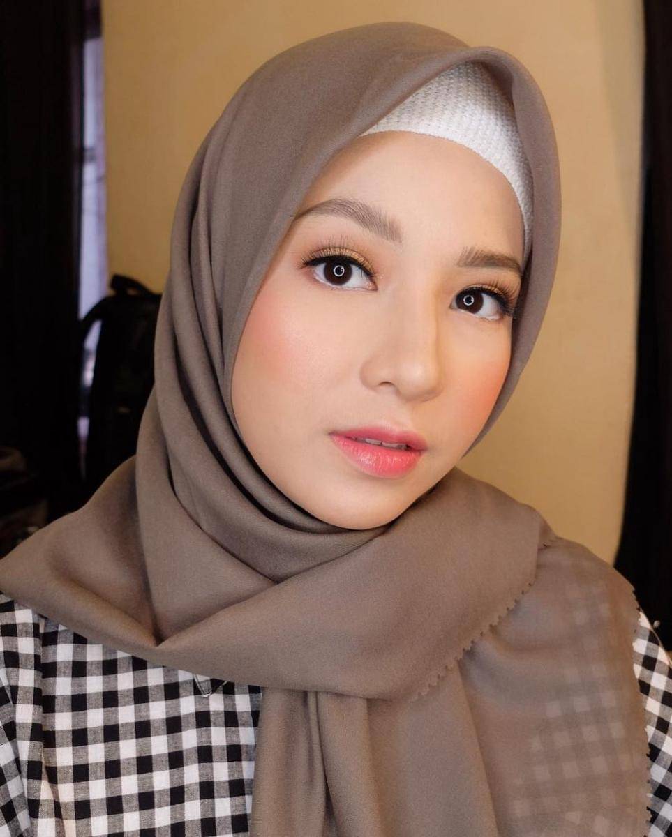 Natasha Rizky (instagram.com/cantikawannadewi)