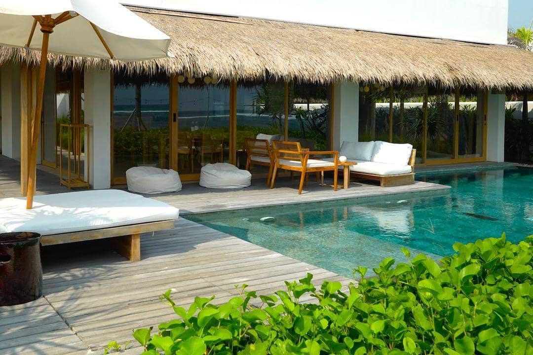 5 Penginapan Dekat Pantai Pandan Anyer dengan View Sunset Indah