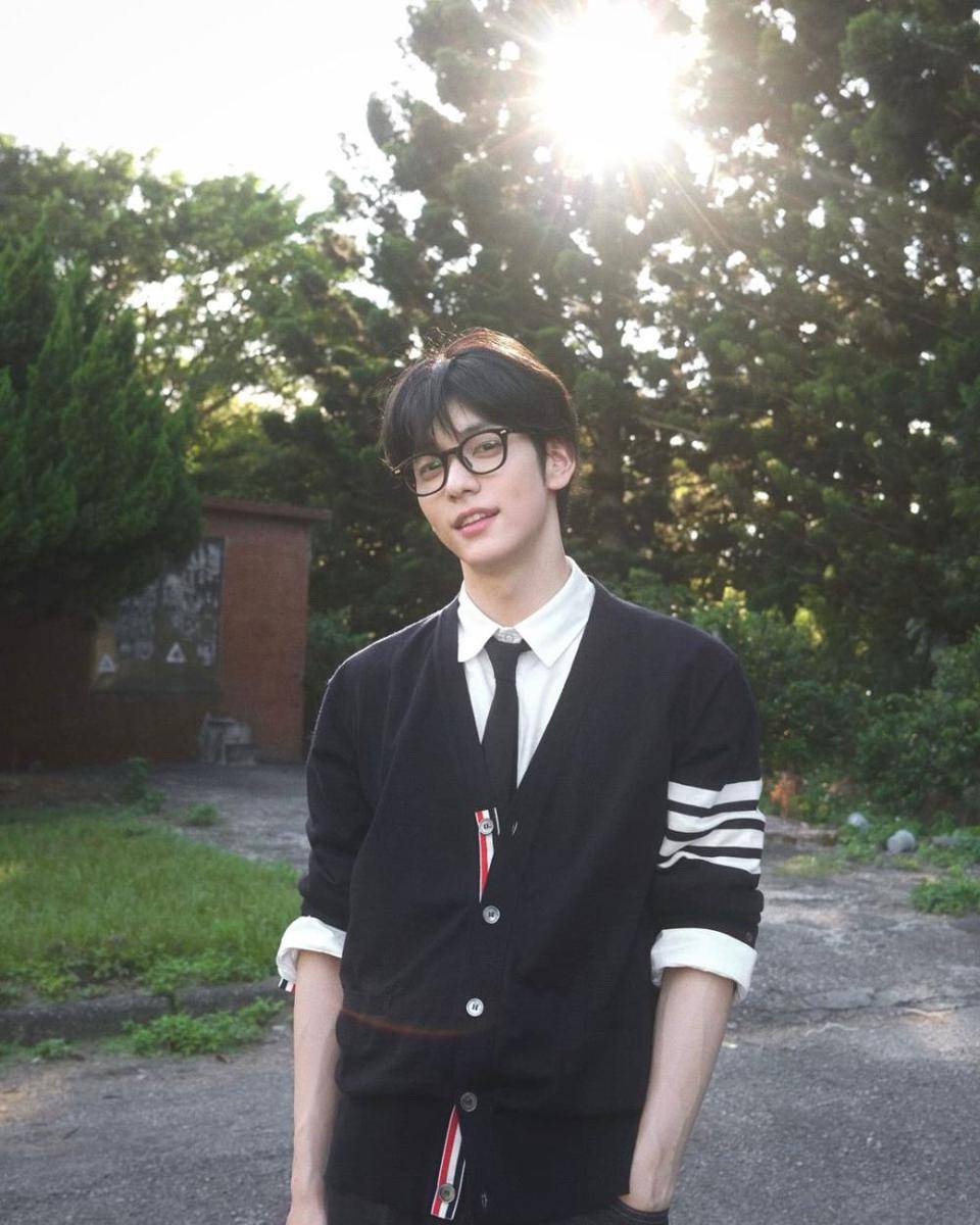 10 artis KPop yang ulang tahun di bulan Desember