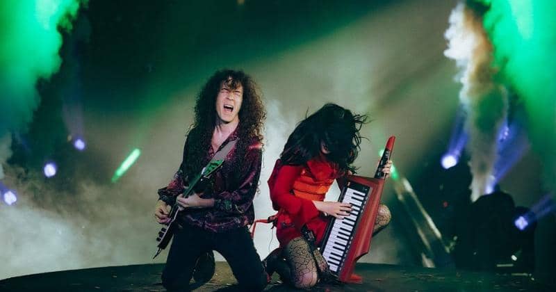 Instagram.com/isyanasarasvati