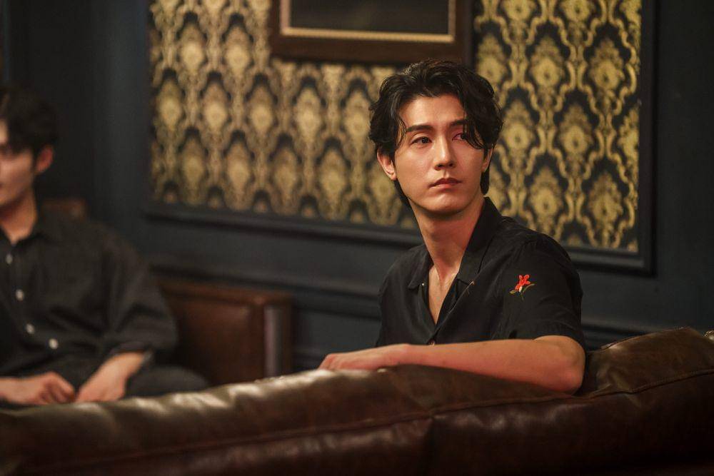 10 Artis Korea dengan Tinggi Badan Lebih dari 180 cm