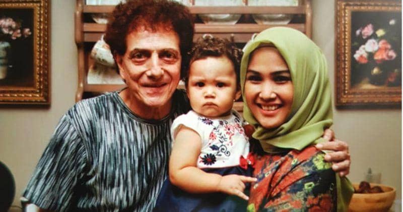 Momen Sanno, Anak Ahmad Albar Ketika Ngambek | Popmama.com