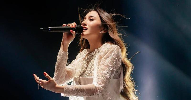 Instagram.com/mahaliniraharja