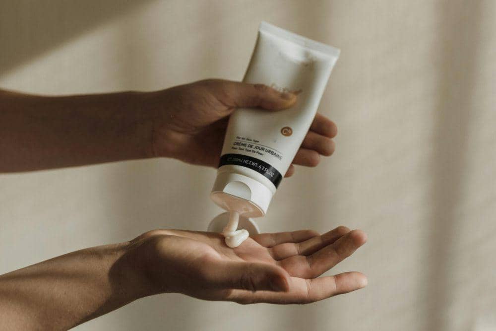 10 Merek Body Lotion dengan Kandungan Niacinamide yang Cerahkan Kulit