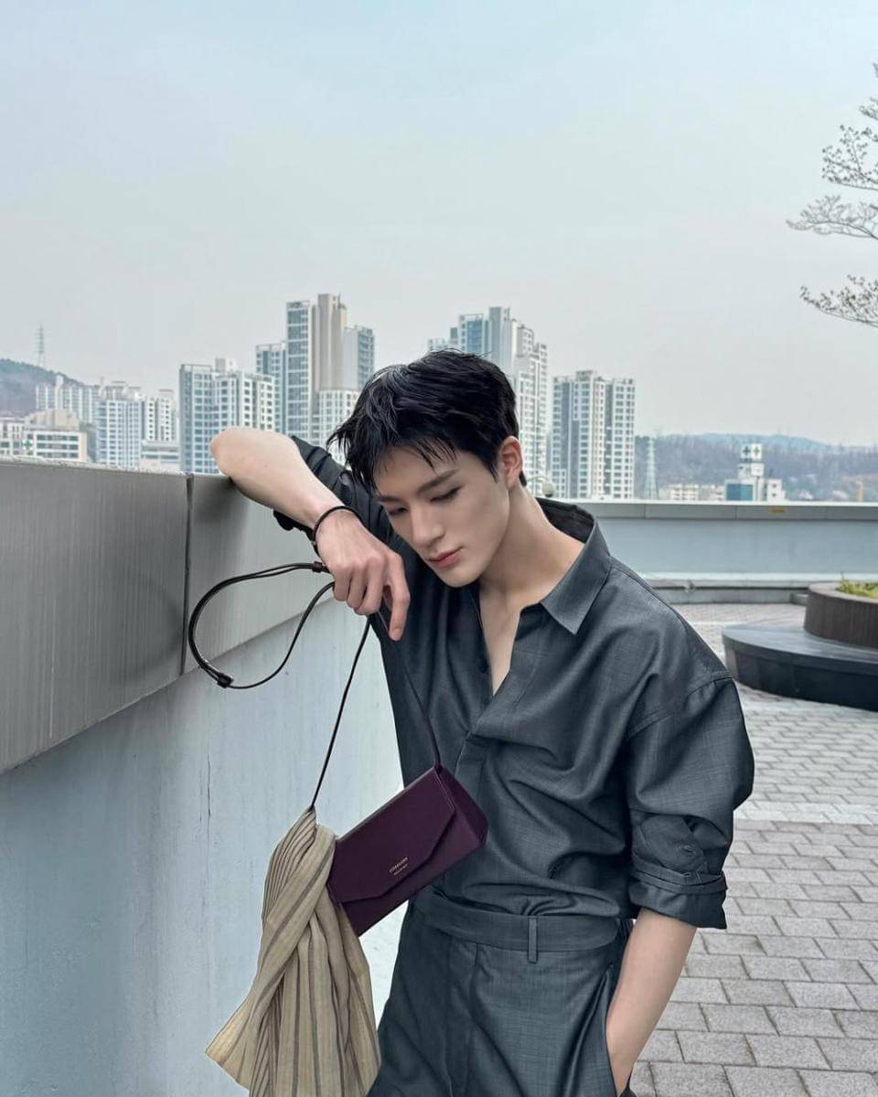 12 Artis K-POP yang Berulang Tahun di Bulan April