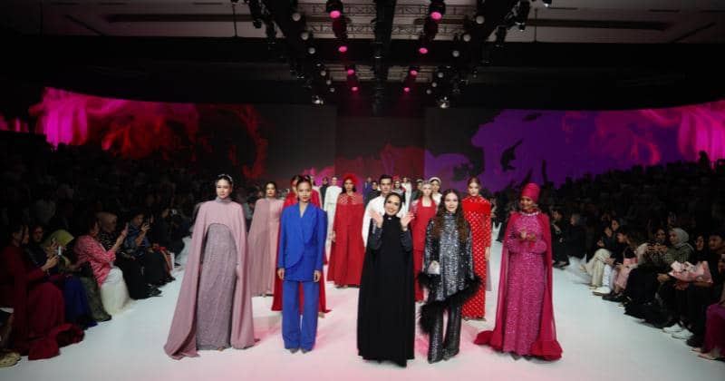 Kemewahan dan Inovasi di Modinity Fashion Parade 2025! | Popmama.com