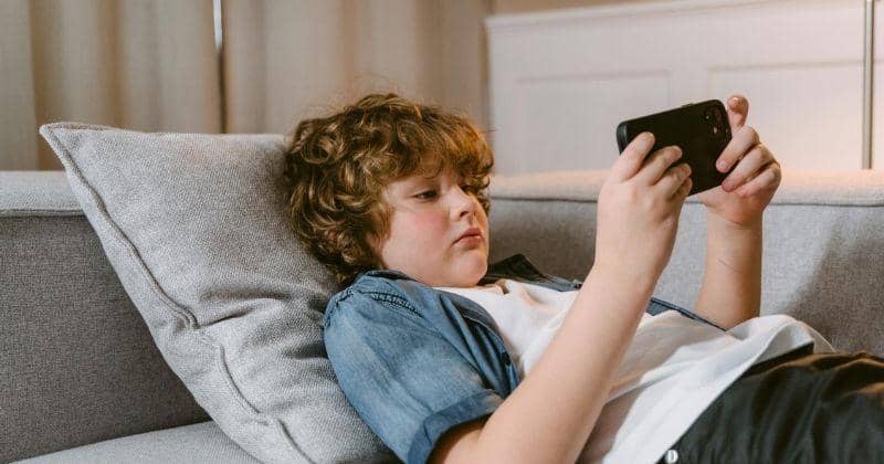 Cara Menurunkan Screen Time Anak dengan Parental Control
